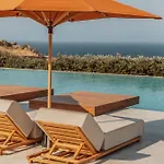 Aelo Mykonos パラダイスビーチ